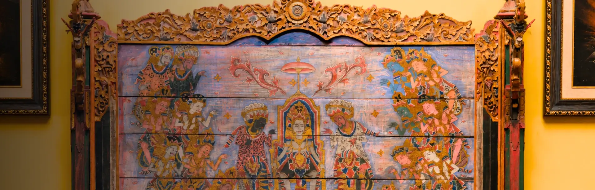 Interior of the Bale Gede Room at Museum Peter Bloch Collection featuring traditional Balinese architecture and history.